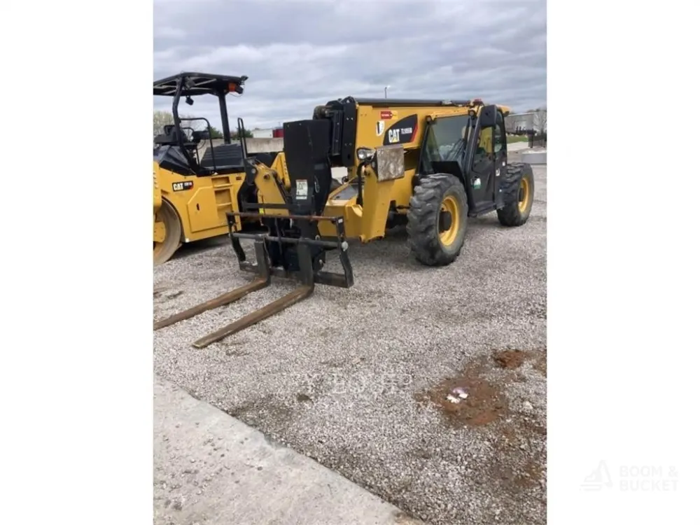 Unleashing Productivity and Precision: The 2019 Caterpillar TL1055D Telehandler