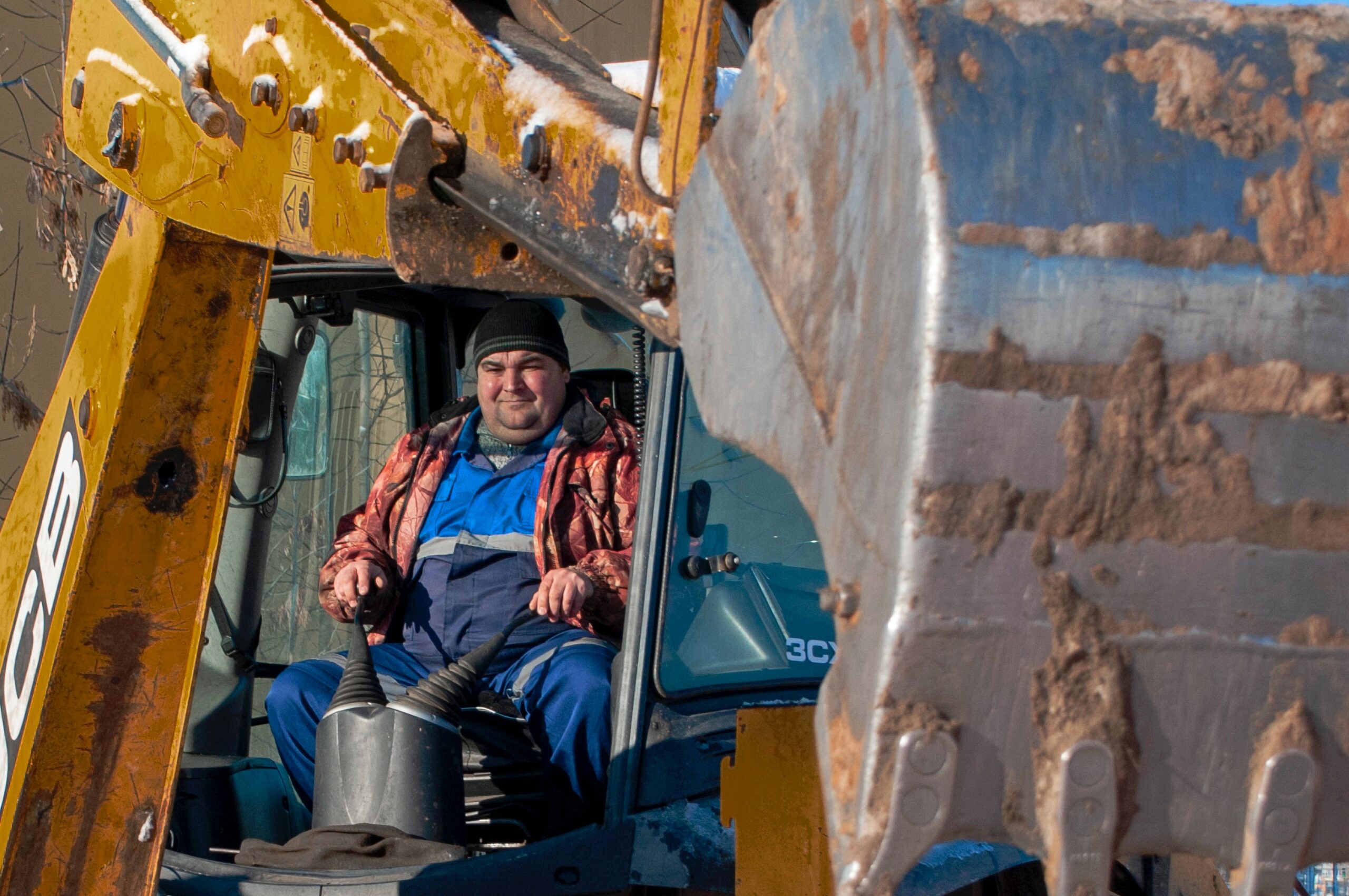 Common Mistakes To Avoid When Operating An Excavator