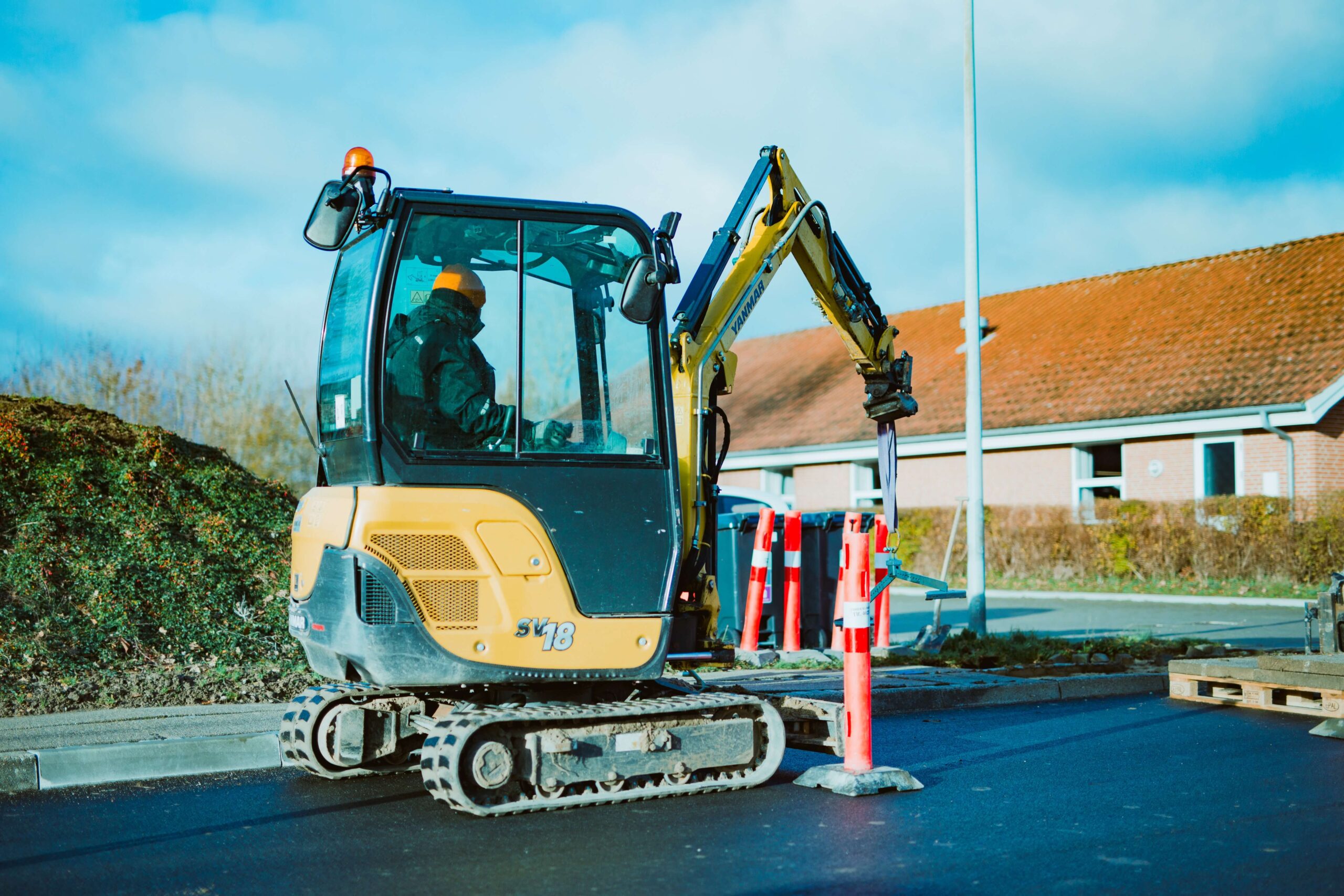 Excavator Safety Tips