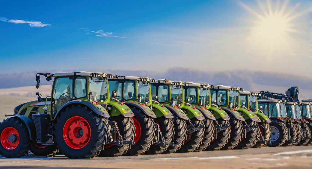 A Guide to the Varying Sizes and Capacities of Tractors in Heavy Equipment Operations